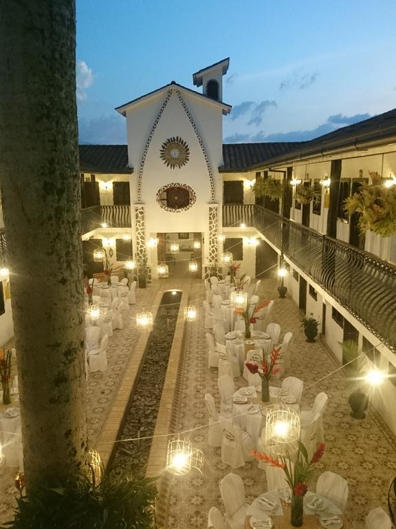 Casa Hotel Las Orquideas Сиркасия Экстерьер фото